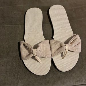 Cream colored Sandler